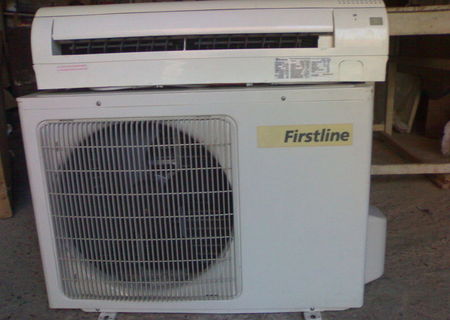 Vand Aparat De Aer Conditionat Firstline