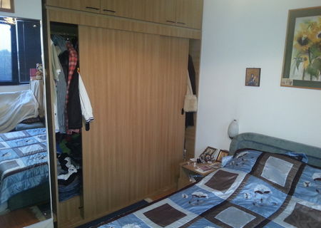 Vand apart. 2 camere.