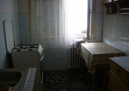 vand apartament