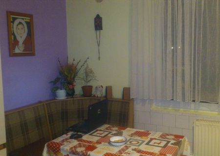 vand apartament