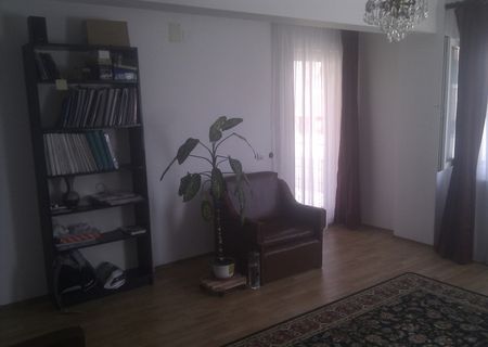 VAND Apartament 2 cam 61 mp + GARAJ si LOC DE PARCARE