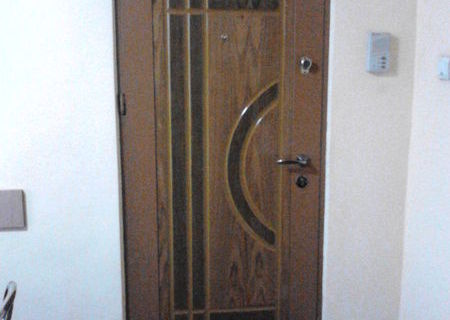 Vand apartament 2 camere