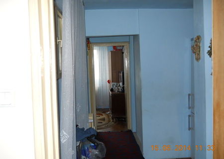 Vand apartament 2 camere