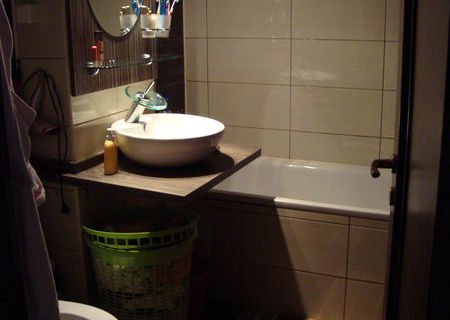 Vand apartament 2 camere