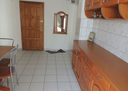 Vând apartament 2 camere Vând apartament 2 camere