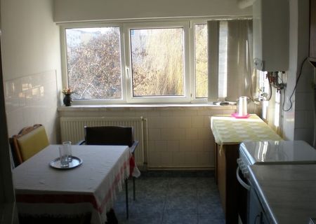 Vand Apartament 2 camere , 51 mp , Micro 17