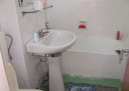 Vand apartament 2 camere 52 mp