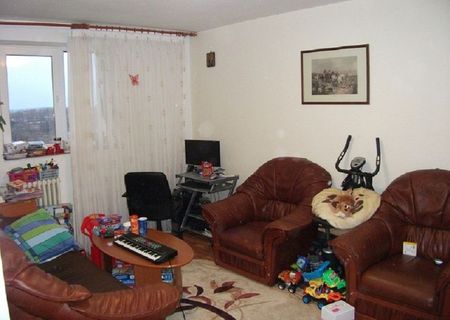 vand apartament 2 camere