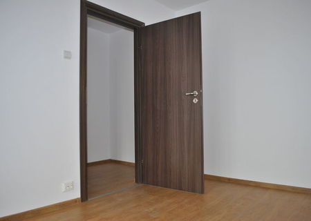 Vand apartament 2 camere