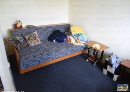 vand apartament 2 camere c.f.2/redus trivale 16500e