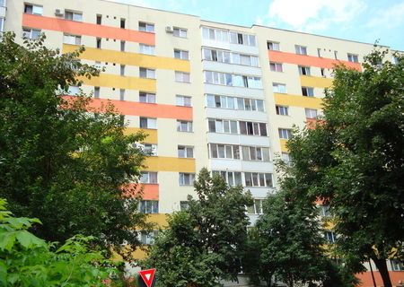 Vând apartament 2 camere cu balcon, 47 mp. Vând apartament 2 camere cu balcon, 47 mp.