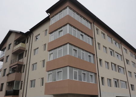 Vand apartament 2 camere, decomandat 52 mp Metalurgiei capat 220