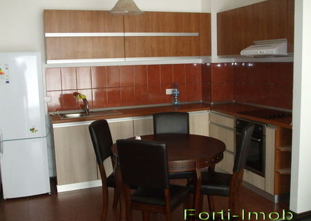 Vand apartament 2 camere in Racadau, decomandat 65 mp