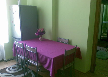 vand apartament