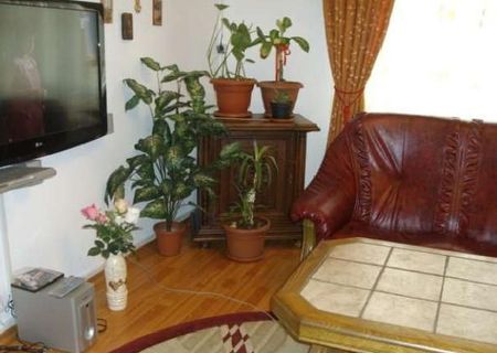 Vand apartament 3 camere 13 Septembrie