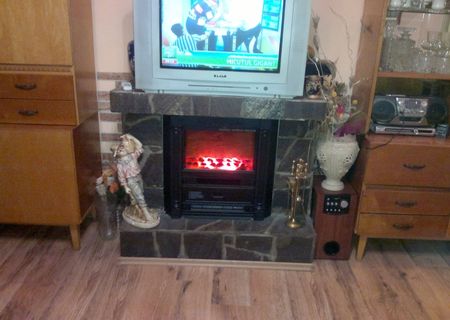 vand apartament 3 camere