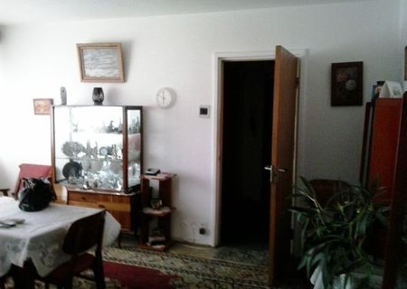 Vand apartament 3 camere 64 mp bloc1968 - Bucurestii Noi