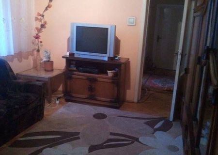 Vand Apartament 3 camere , 70 mp , Cantemir