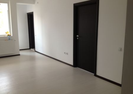 vand apartament 3 camere bucurestii noi