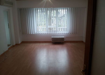 Vand apartament 3 camere Calea Calarasi - Hyperion