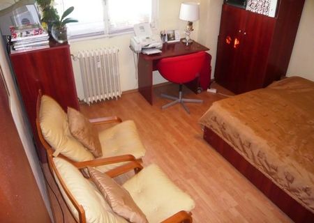 vand apartament 3 camere in Bucuresti, Bulevardul Lacul Tei
