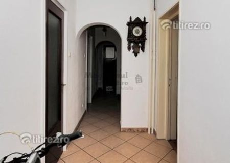 Vand apartament 3 camere in cartierul Titan, Bucuresti