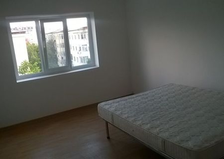vand apartament 3 camere,moara de foc