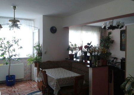 Vand apartament 3 camere tip AN mare Iosia Nord