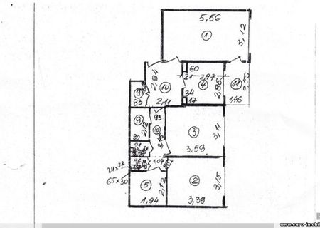 vand apartament 3 camere zona Berceni