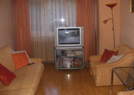 vand apartament