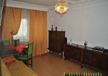 Vand Apartament 4 camere Judetean 85 mp