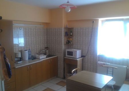 Vand apartament 4 camere Piata Sudului-Sun Plaza