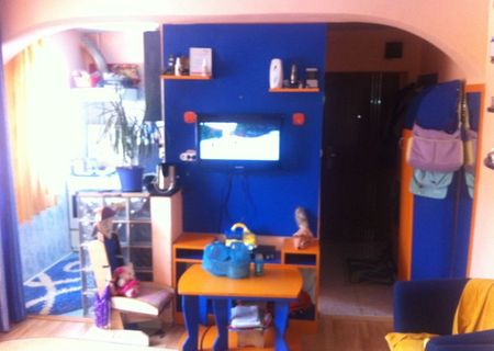 Vând Apartament Cochet si bine Intretinut