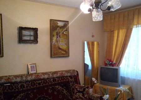 Vand apartament doua camere Urziceni