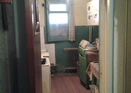 vand apartament zona progresu