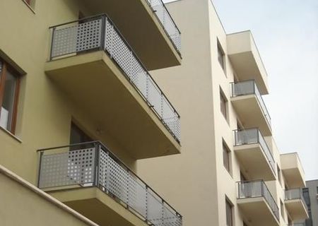vand apartamet 2 camere