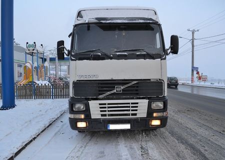 Vand autocisterna VOLVO  FH12