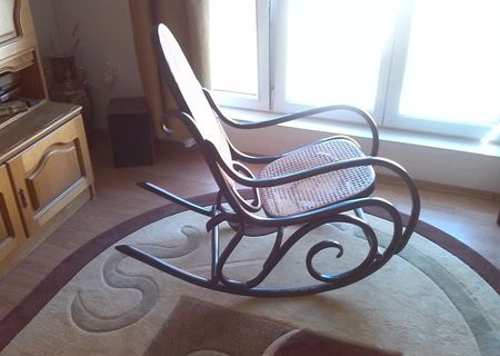 Vand balansoar din lemn curbat pentru interior