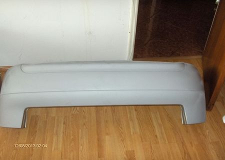 Vand bara spate Audi A6 model 2001 grunduita