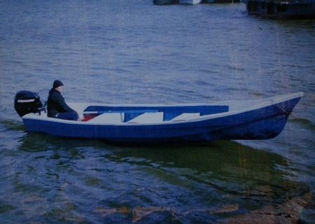 Vand barca din fibra cu motor Mercury 30