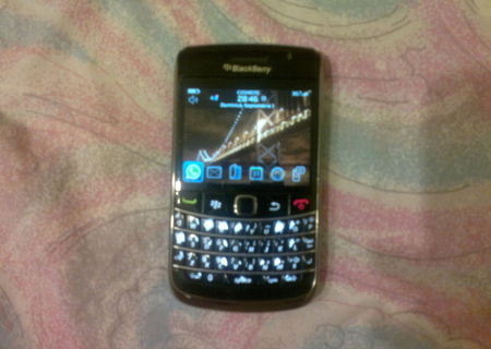 vand blackberry 9700 bold 300 lei