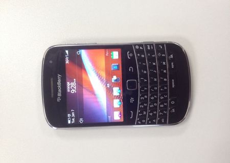 Vand Blackberry BOLD 9900 negru