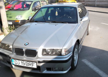vand bmw 320i coupe