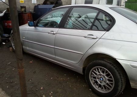 Vand bmw avariat