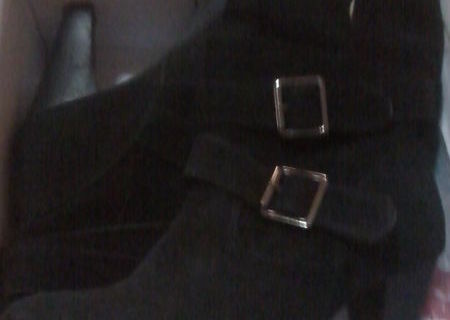 vand botine