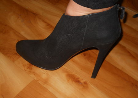 Vand botine piele Massimo Dutti