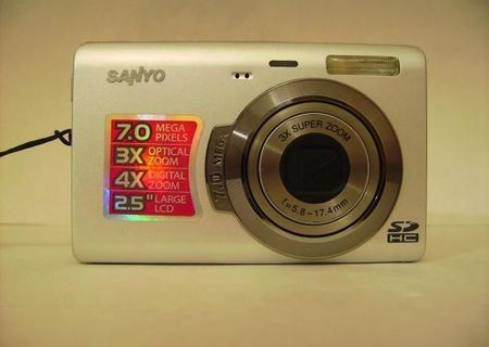 Vand camera foto-video SANYO VPC-T700