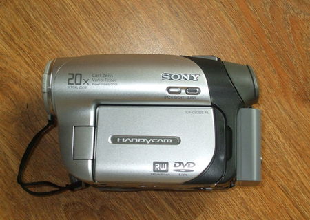Vand camera video Sony! Vand camera video Sony!