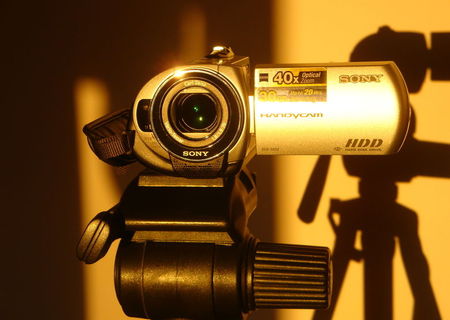 Vand cameră video Sony HDD Handycam 30 Gb. Vand cameră video Sony HDD Handycam 30 Gb.