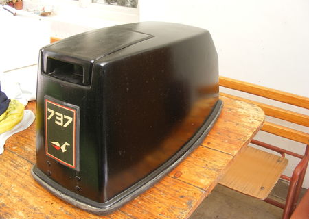Vand capac motor barca Johnson 40 cp model 737 Vand capac motor barca Johnson 40 cp model 737